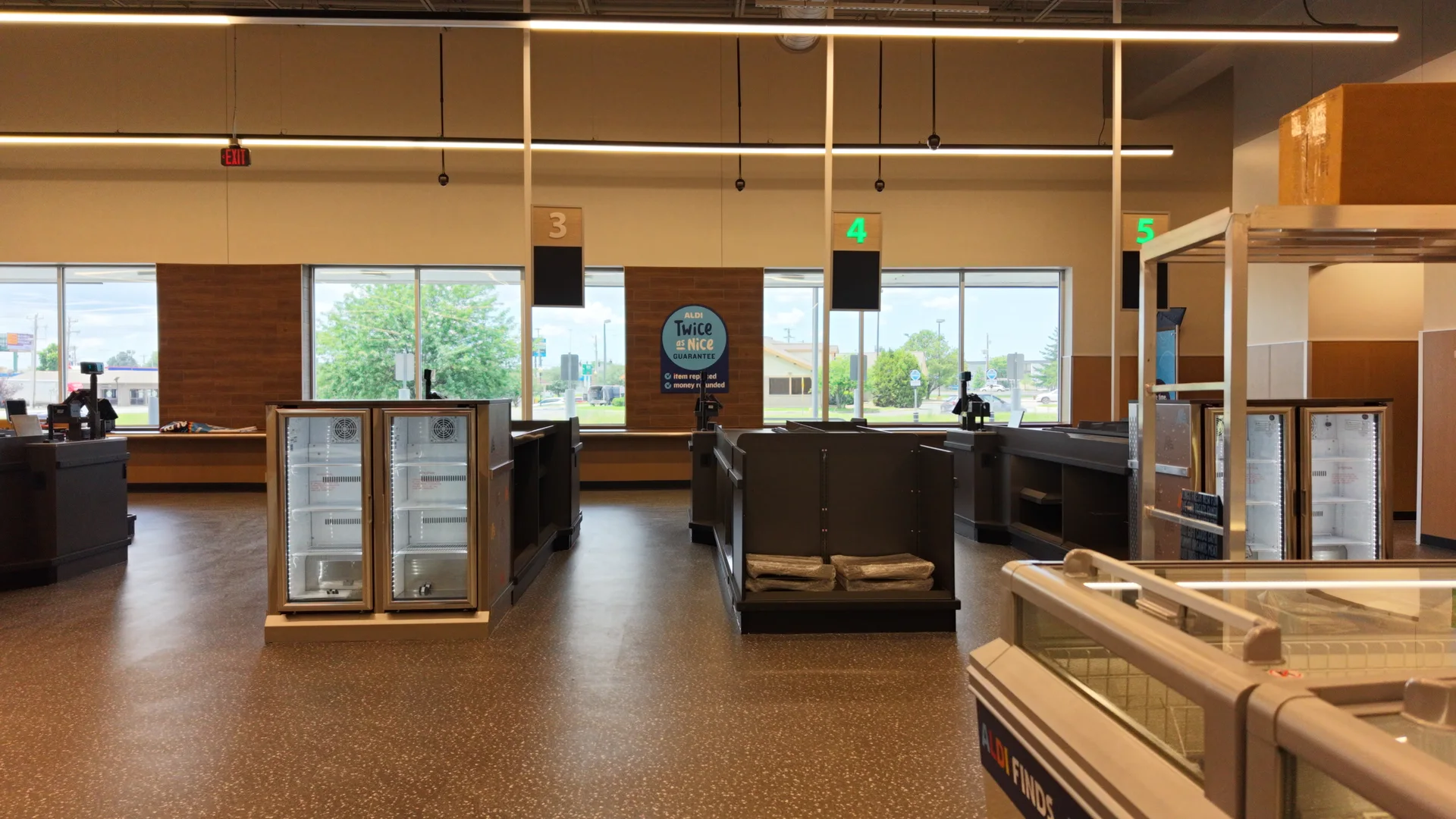 ALDI – Store #119 Kentucky — photo 9 of 13