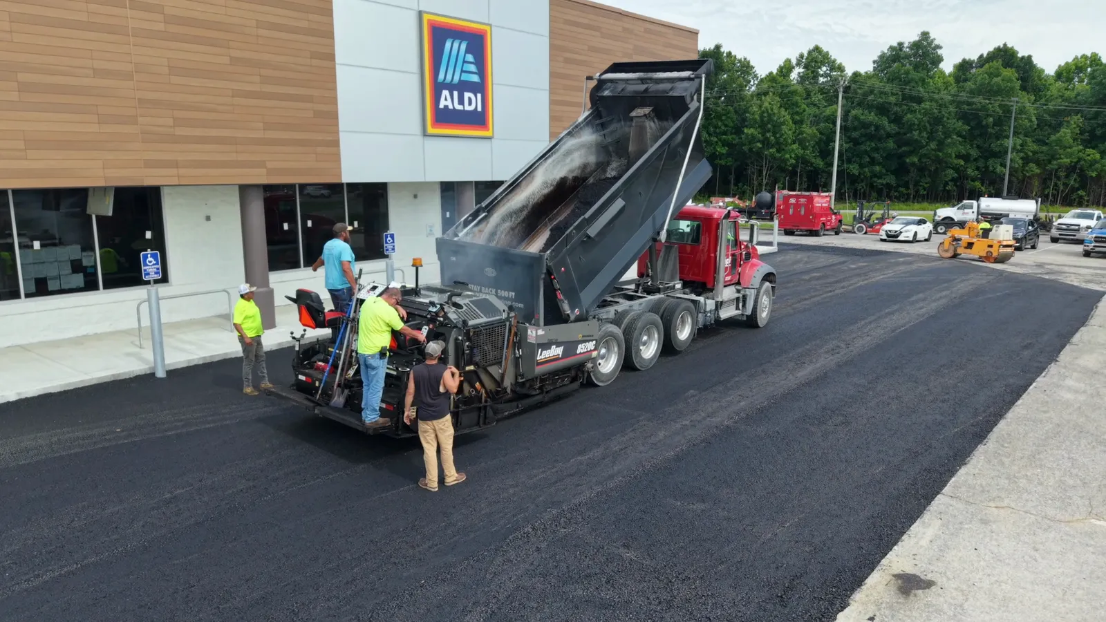 ALDI – Store #119 Kentucky — photo 4 of 5